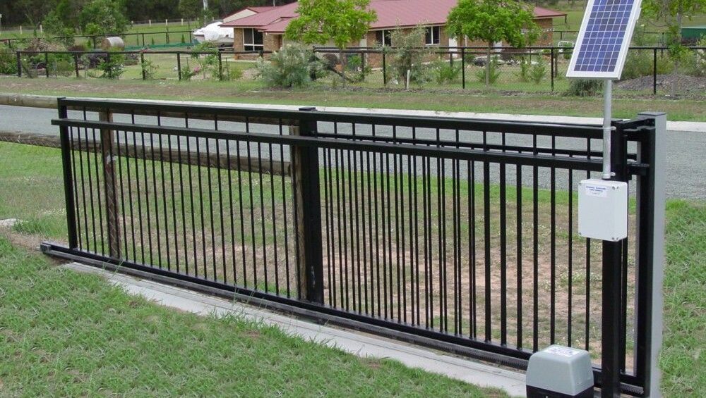 solar-powered gate installation