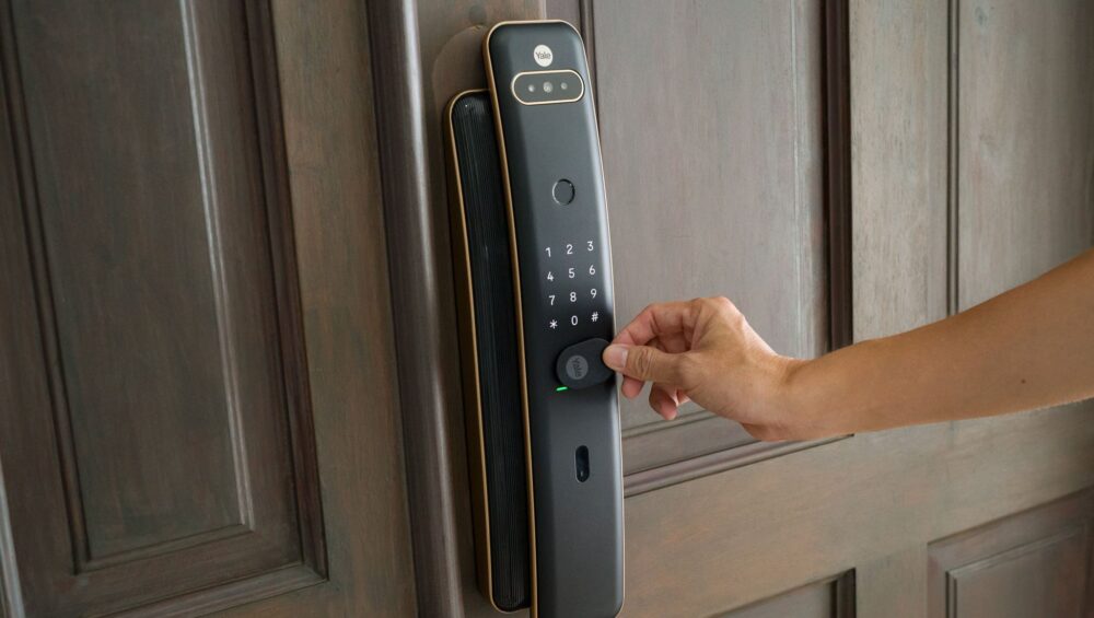 Key Benefits of Choosing Yale Smart Locks for Installers