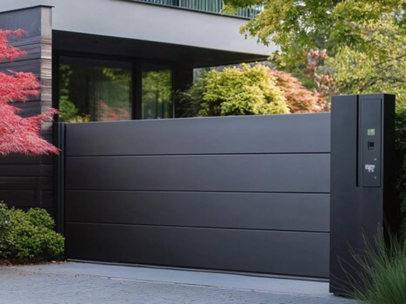 Smart controller linked to multiple safety sensors for gates for enhanced automation