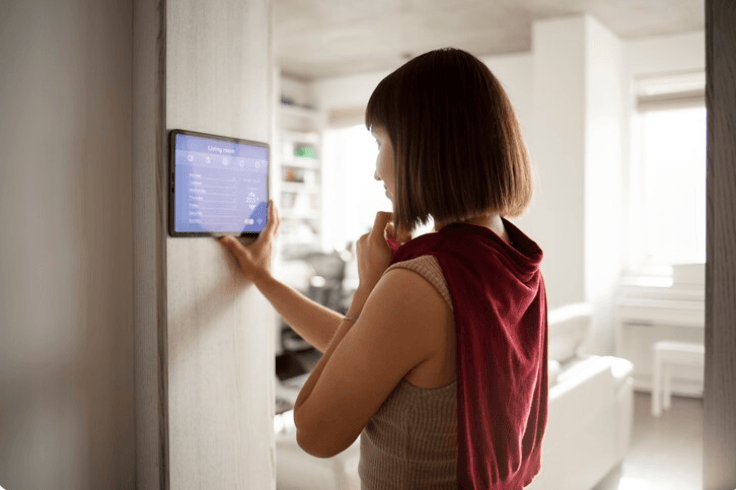 Choosing between mobile app entry vs indoor monitor often comes down to the type of property and how it is used.